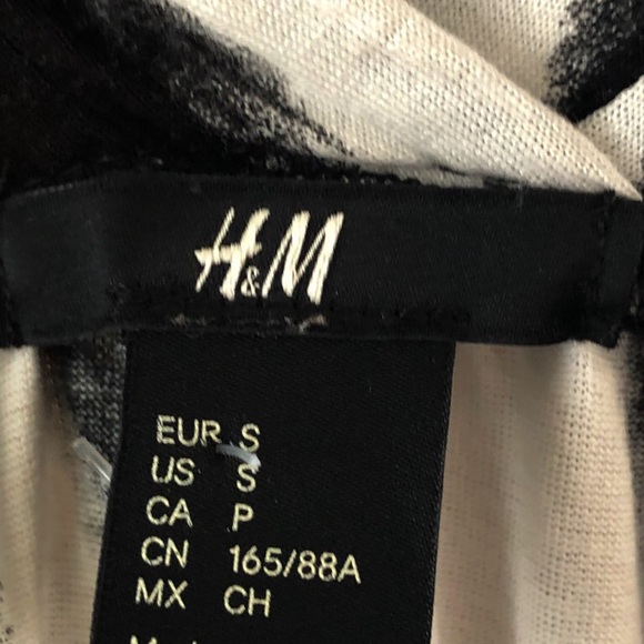 HM DRESS - Picture 3 of 3